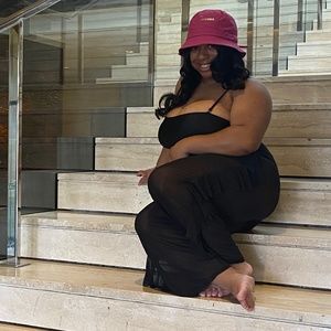 Meet your Posher, Sunny